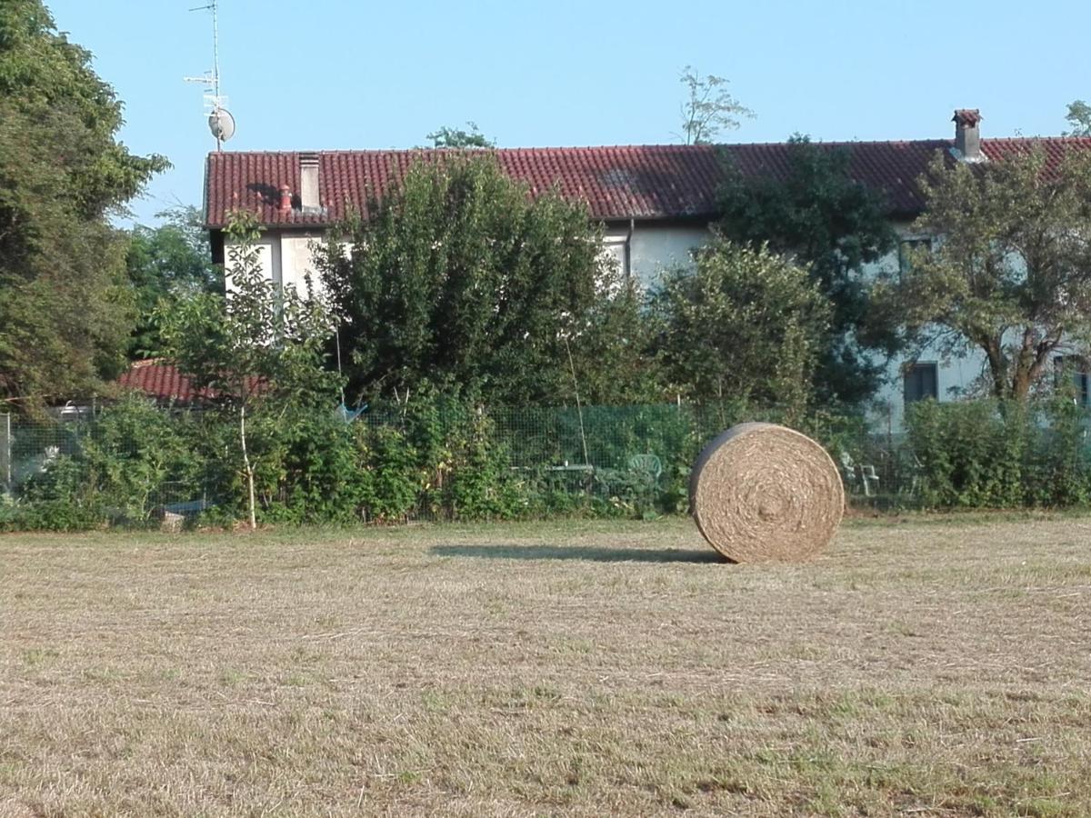 Il Casolare Del Medio Olona Bed & Breakfast Fagnano Olona ภายนอก รูปภาพ