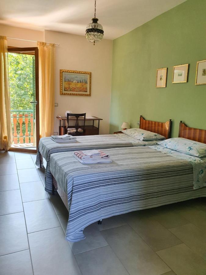 Il Casolare Del Medio Olona Bed & Breakfast Fagnano Olona ภายนอก รูปภาพ